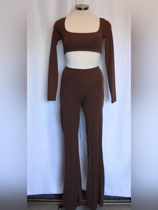 Source Unknown Pants - Cocoa Brown 2 Pc Crop Top & Flare Legging Set Size Small